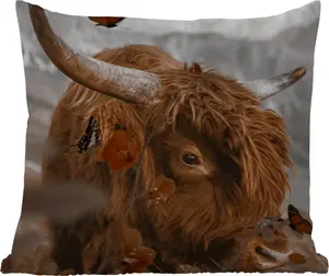 Подушка для улицы - Шотландский высокогорный скот - Бабочка - Животные - 60 x 60 см - Водонепроницаемая - Подушка для отдыха - Декоративная - Подушка для сна MuchoWow