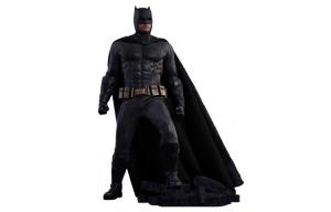 Фигурка для коллекционирования Batman Regular Version из фильма Dc Justice League Hot Toys