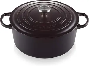 Кастрюля Le Creuset Signature с крышкой, 30 см, черный