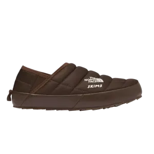 Мюли The North Face SKIMS x Wmns Thermoball Traction Mule 5 Cocoa, коричневый