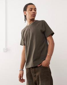 Футболка Premium Essentials цвета хаки Adidas Originals