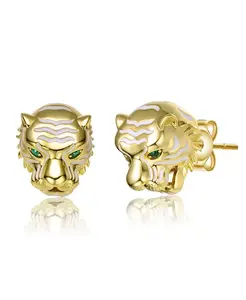 Серьги-Гвоздики с 3D-головой ревущего тигра, покрытые 14-каратным желтым золотом, зелеными кубическими цирконами и белой эмалью Rachel Glauber, gold