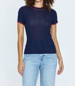 Футболка Romy с круглым вырезом в темно-синем цвете с вишней PISTOLA