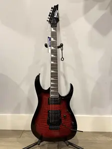 Электрогитара Ibanez Gio RG320FAT - Прозрачный красный градиент