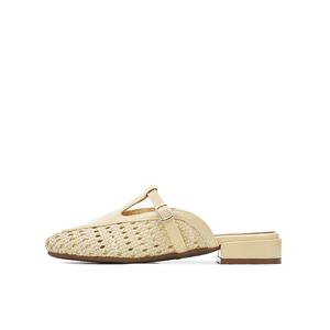 Тихие женские сандалии с закрытым носком 15 MINS, Yellow