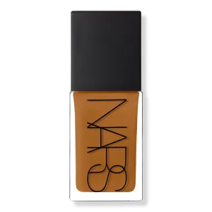 Усовершенствованная тональная основа для ухода за кожей, отражающая свет. NARS, Perth (M5.25 - medium-deep to deep with neutral undertones, and an olive tone)