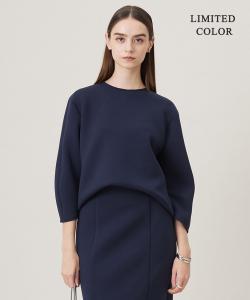 Компактная моющаяся двусторонняя футболка (доступна в эксклюзивных цветах, представленных в интернет-магазине).