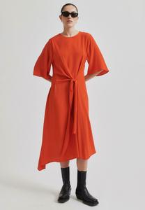 Повседневное платье Second Female, красный