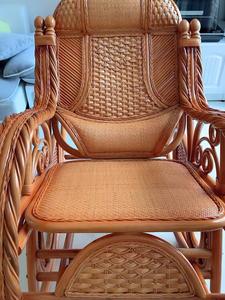 Jiajing Furniture Кресло-качалка из ротанга, цвет noble honeydew, с ковриком