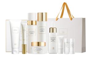Наборы для ухода за кожей women's LUCENBASE