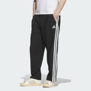 Легкие эластичные брюки adidas свободного кроя для поездок на работу.