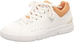 Женские кроссовки The Roger Advantage On, белый