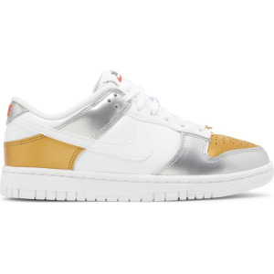 Кроссовки Nike Wmns Dunk Low SE 'Silver Gold Metallic', белый