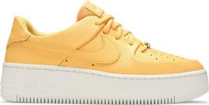 Кроссовки Nike Wmns Air Force 1 Sage Low 'Topaz Gold', золотой