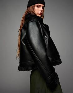 Двусторонняя куртка Bershka черного цвета