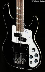 Концертная бас-гитара серии Jackson CBXNT DX IV Laurel Fingerboard Gloss Black Bass Guitar (182) Series Concert Bass CBXNT DX IV, Laurel Fingerboard, (182)