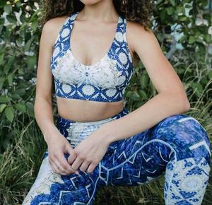 Бюстгальтер Reverie Racerback в цвете Multi WOLVEN