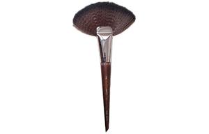 Пудрная кисть #124#128#130#134 MAKE UP FOR EVER, #134 scalloped repaint