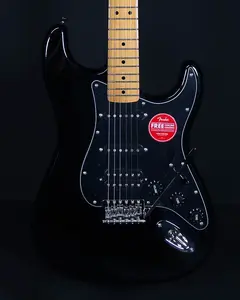 Squier Classic Vibe '70s Stratocaster HSS, кленовая грифовая дека, черный