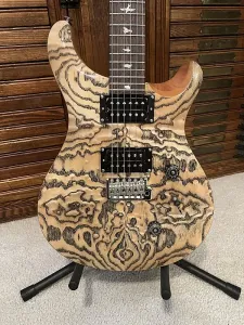PRS Лимитированная серия SE Exotic Custom 24, топ из болиголова, натуральный