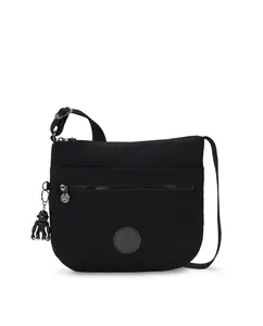 Женская сумка среднего размера с застежкой-молнией и брелоком Kipling, черный