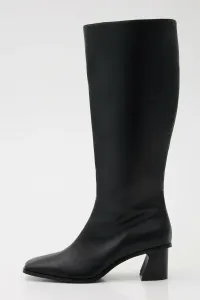 Высокие сапоги с квадратным носком Rienda, цвет Black