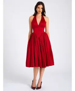 Женское красное платье макси с глубоким вырезом на шее и открытой спиной Miss Circle, красный