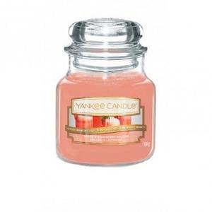 Свеча Yankee Белая Клубника Беллини 104г Yankee Candle