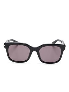 AM0496SA 001 солнцезащитные очки Alexander McQueen Eyewear, черный