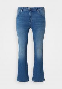 Расклешенные джинсы CARSALLY ONLY Carmakoma, синий деним