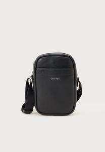 Сумка кросс-боди Calvin Klein RAISED SLIM REPORTER, Black