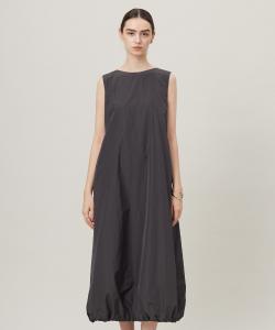 Платье из высококачественной тафты с эффектом памяти, пригодное для стирки.