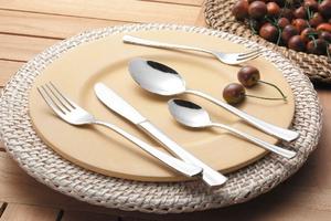 Эсмейер 32 шт. Набор столовых приборов для меню "Стокгольм" 18/10 полированная нержавеющая сталь - прочный, долговечный - 8 персон Esmeyer