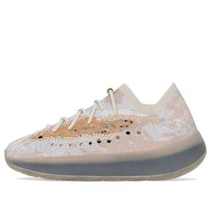 Кроссовки помогают 380 детям Adidas Yeezy, коричневый