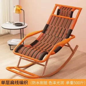 Fantasy Кресло-качалка из ротанга, однослойное, утолщенное, желто-коричневое, с изогнутой спинкой