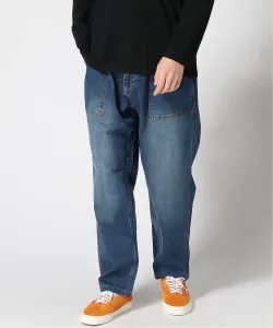 Джинсы GRAMICCI/STRETCH, свободные, зауженные, с рельефной отделкой.