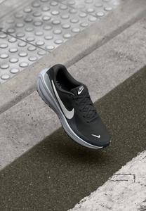 Кроссовки Nike Performance REVOLUTION 8, Black/Summit White/Anthracite/Light Smoke Grey/Black
