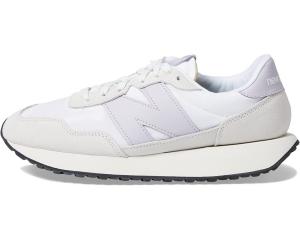 Кроссовки 237v1 New Balance Classics, отражение