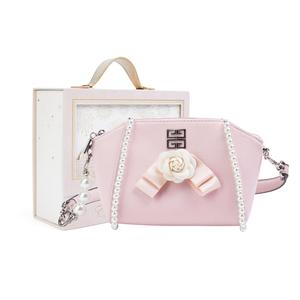 Косметичка женская Givenchy