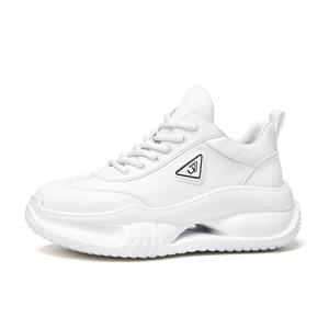 Амортизация, противоскользящая подошва, устойчивость к истиранию, увеличивающие рост высокие кроссовки мужские черные U7, белый