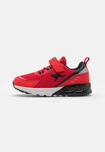 Кроссовки низкие KX-ARG UNISEX KangaROOS, цвет red/black