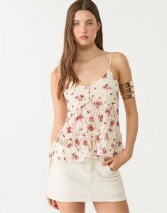 Светлый кружевной топ Stradivarius с бретельками в цвете ванили