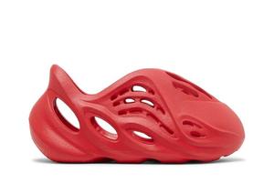 Кроссовки Adidas Yeezy Foam Runner Infants, красный