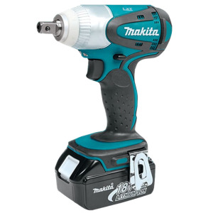 Шуруповерт Makita DTW251RTE + два аккумулятора 18V/5.0Ah, зарядное устройство