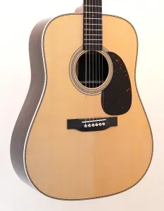 Гитара Martin Standard Series HD-28 с чехлом