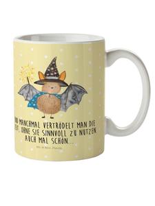 Детская кружка с изображением летучей мыши и волшебника, с надписью в пастельно-желтых тонах Mr. & Mrs. Panda