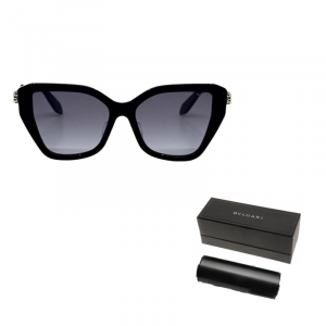 Солнцезащитные очки в крупной оправе Bvlgari, черный