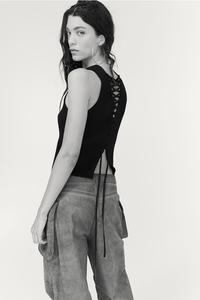 Майка рельефной вязки со шнуровкой H&M, черный