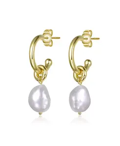 Серьги-Капельки Huggie Drop с покрытием из 14-каратного золота и нерегулярными жемчужинами Rachel Glauber, gold