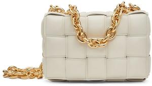 Кассета Off-White с мягкой цепочкой Bottega Veneta